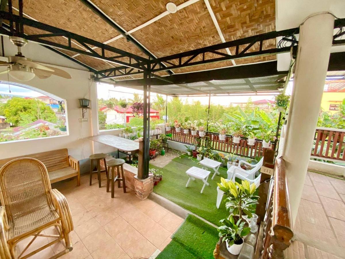 Balai Tinay Guesthouse Легазпи Екстериор снимка