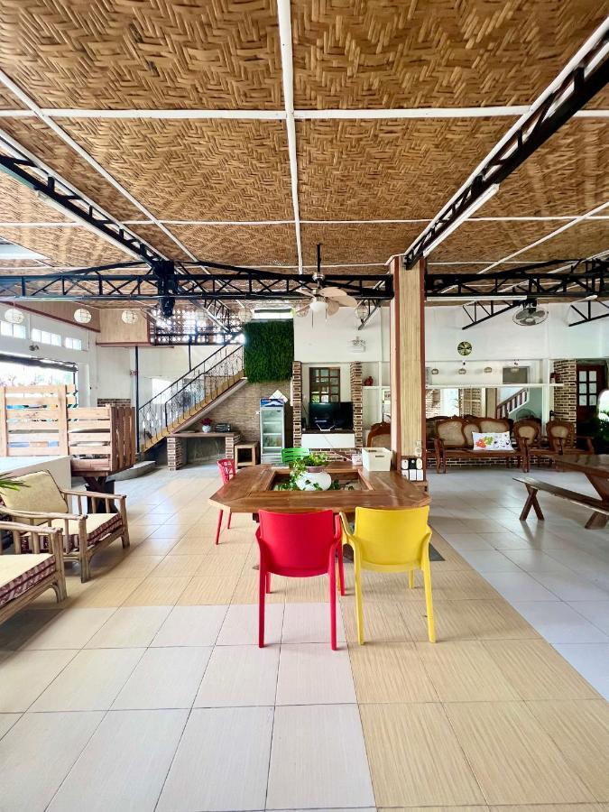 Balai Tinay Guesthouse Легазпи Екстериор снимка