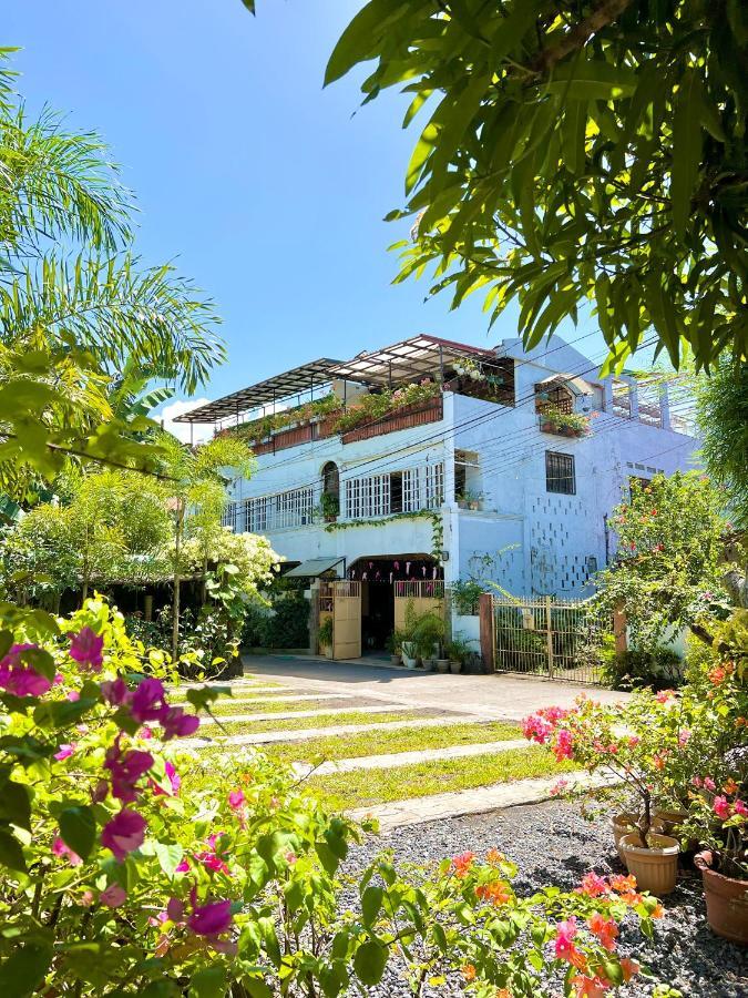 Balai Tinay Guesthouse Легазпи Екстериор снимка