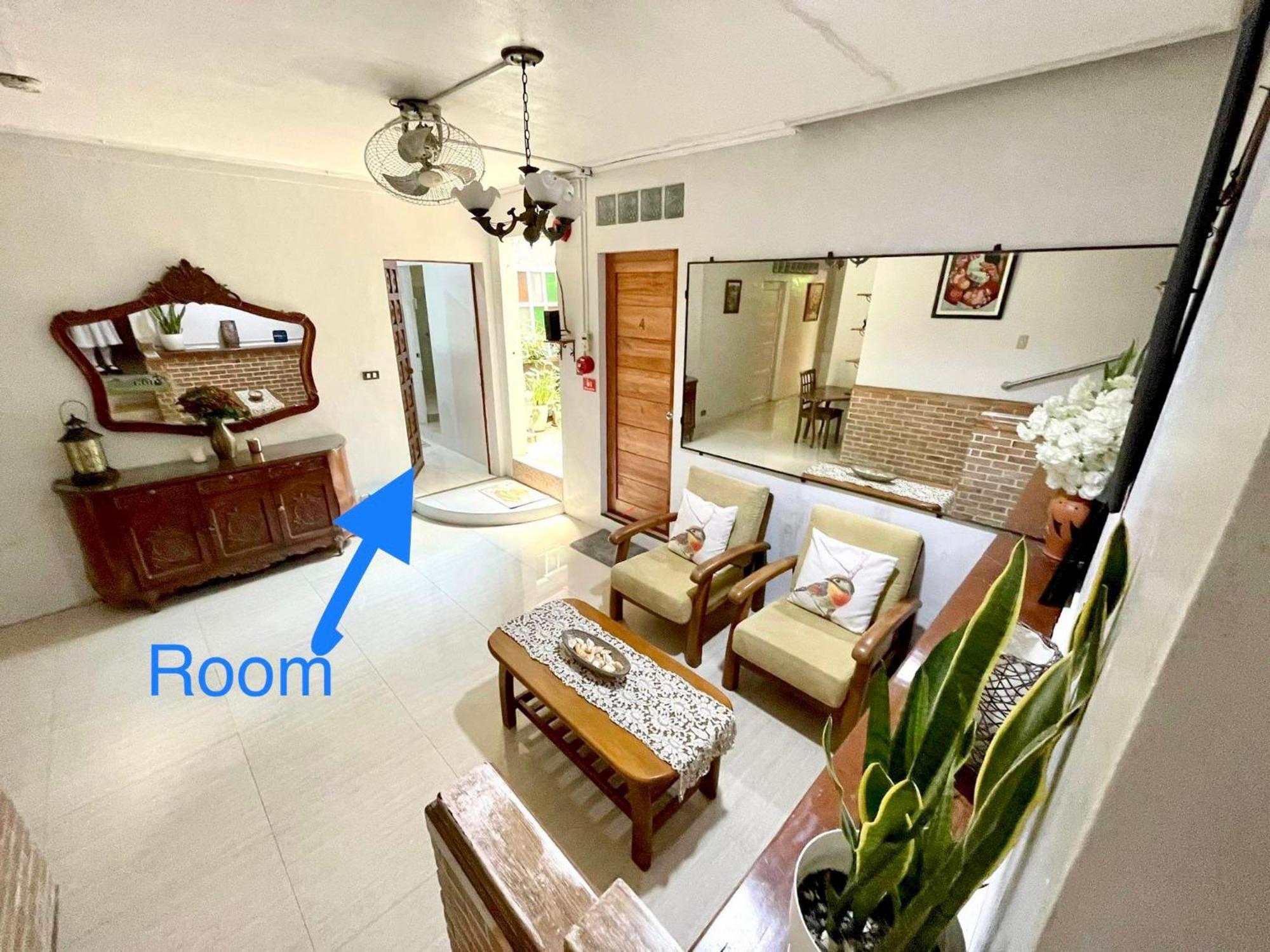 Balai Tinay Guesthouse Легазпи Стая снимка