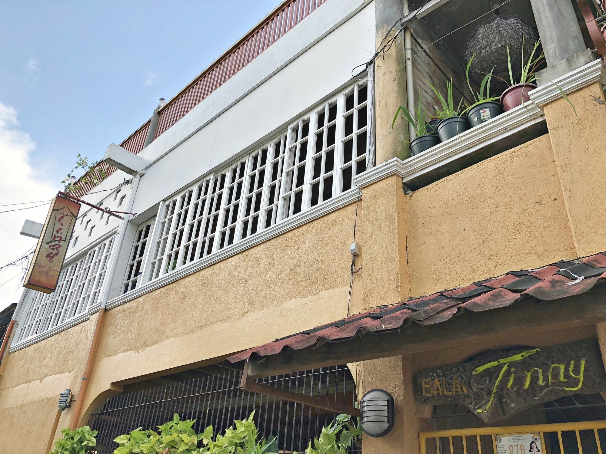Balai Tinay Guesthouse Легазпи Екстериор снимка
