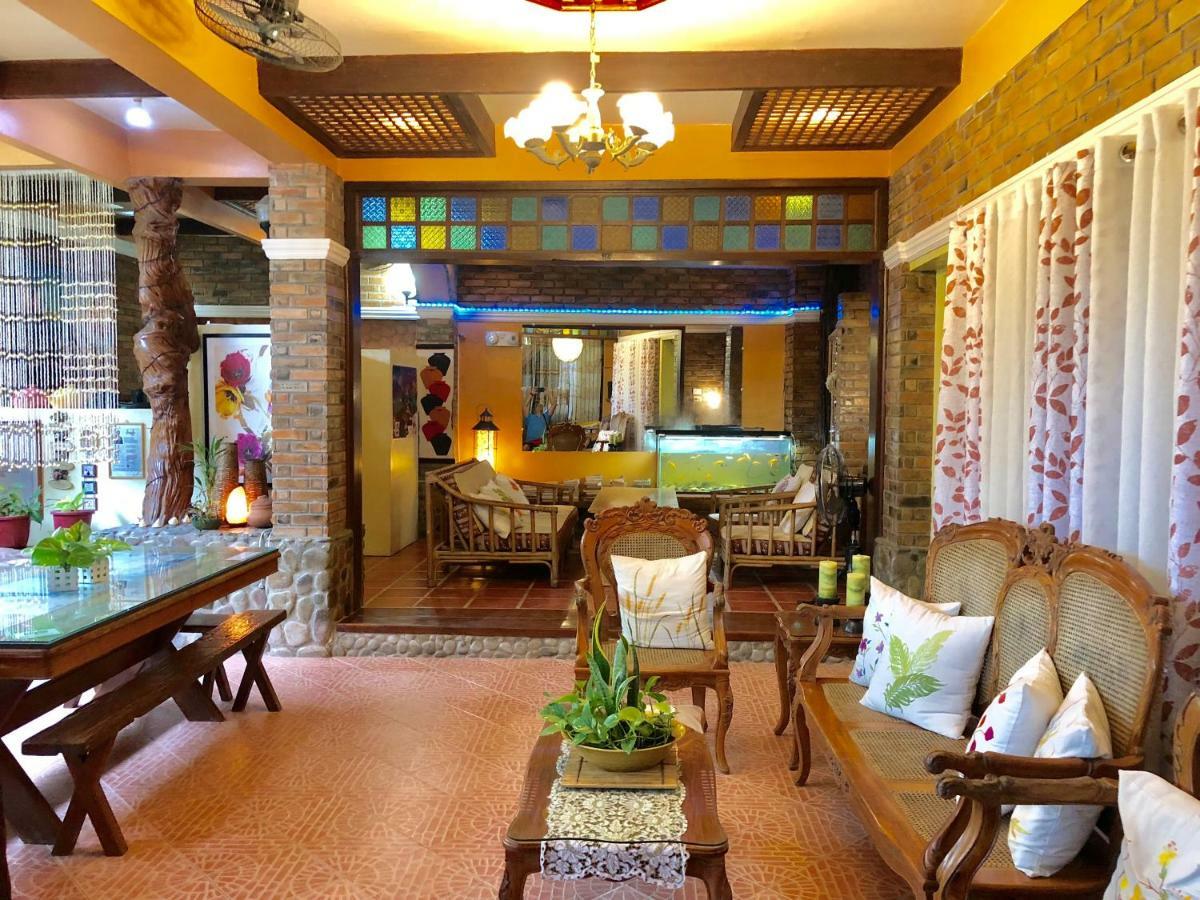 Balai Tinay Guesthouse Легазпи Екстериор снимка