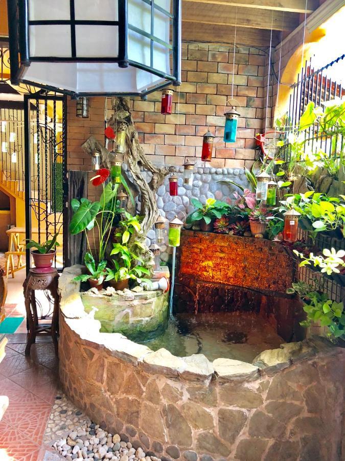 Balai Tinay Guesthouse Легазпи Екстериор снимка